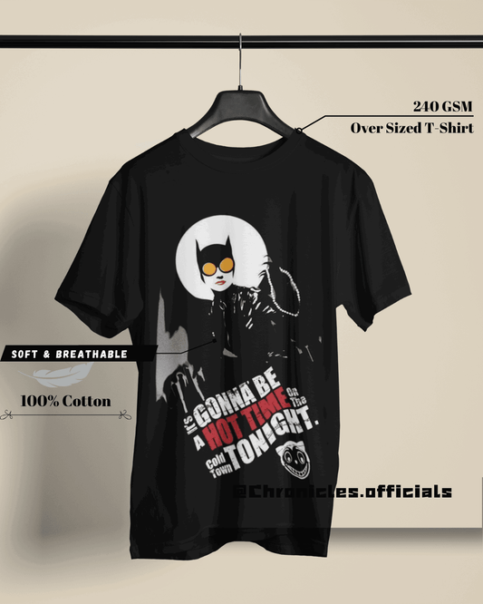Catwoman | Oversized T-Shirt | DC Official - CHRONICLES