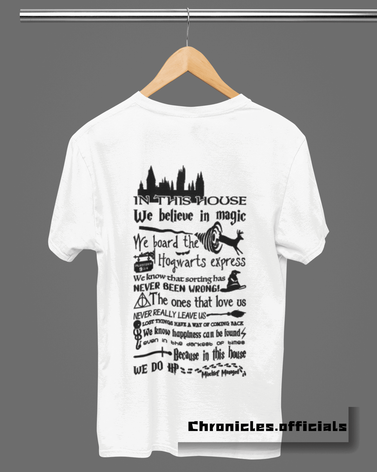 D About the House 'Harry Potter'  | Oversized T-Shirt | WB Official - CHRONICLES