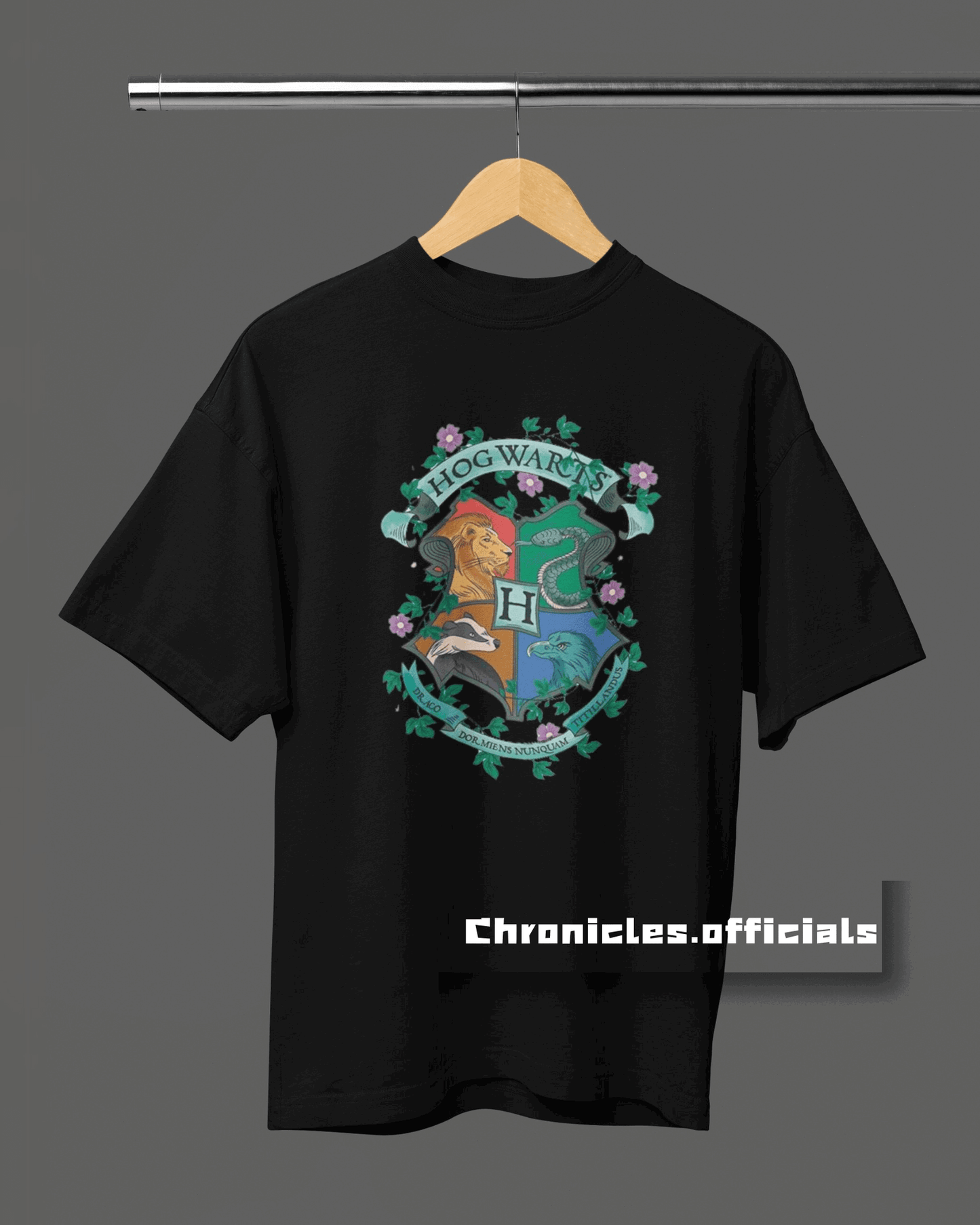Flora Hogwarts 'Harry Potter'  | Oversized T-Shirt | WB Official - CHRONICLES