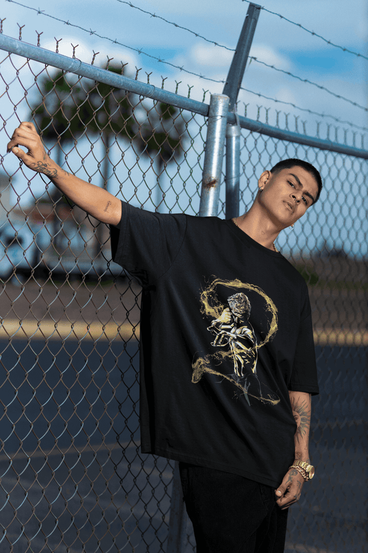 Iron Fist In Action | Oversized T-Shirt | Iron Fist - CHRONICLES