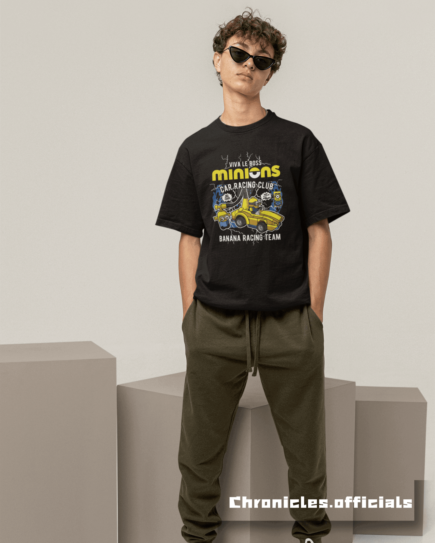 Minions Racing Club | Oversized T-Shirt | Minion - CHRONICLES