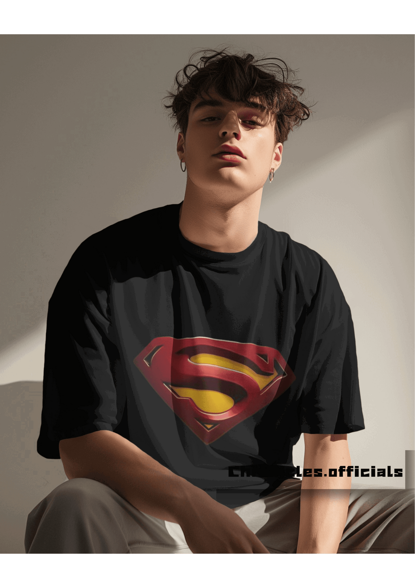 Superman 'Classic Logo'  | Oversized T-Shirt | DC Official - CHRONICLES