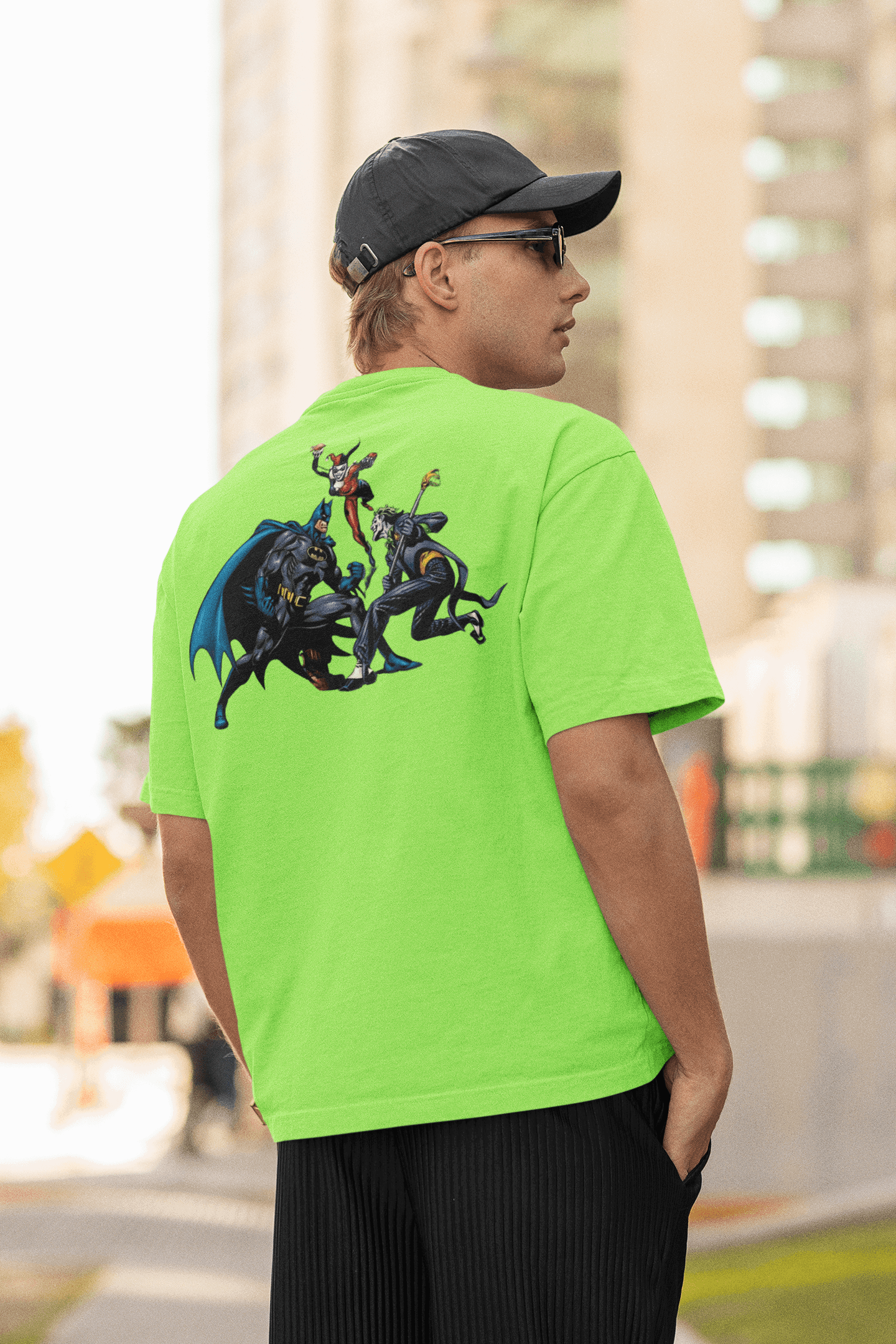 The Batman "Batman vs Joker and Harley Quinn" | Oversized T-Shirt | DC Official - CHRONICLES